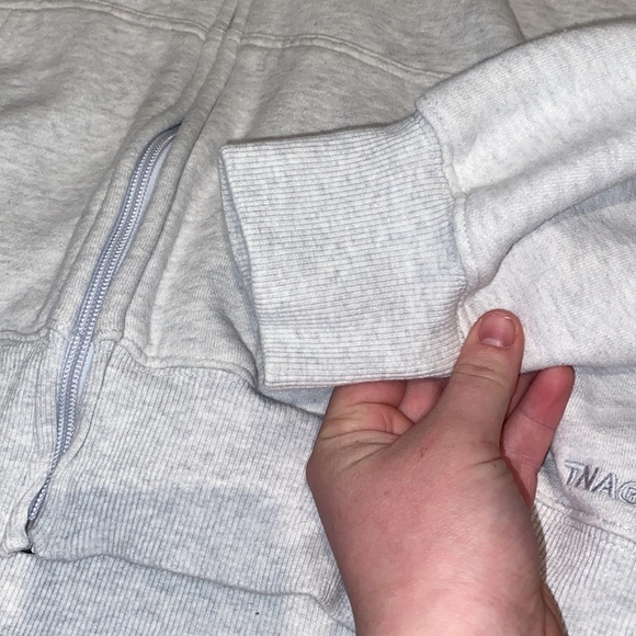 TNA fleece boyfriend cropped zip up - Picture 4 of 6